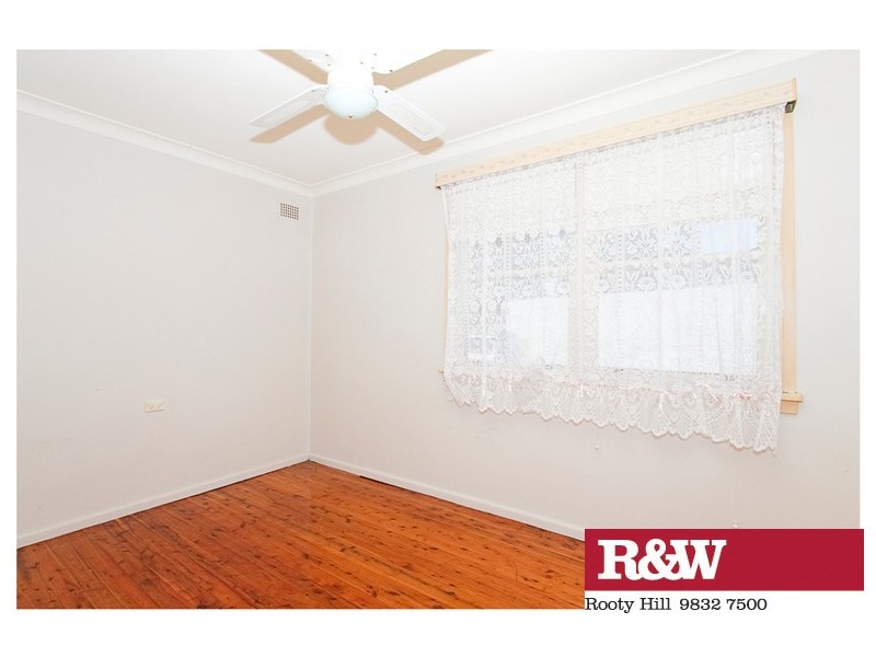 11 NOEL STREET, Marayong NSW 2148