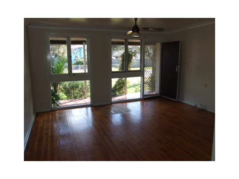 25 MINDANAO AVENUE, Lethbridge Park NSW 2770