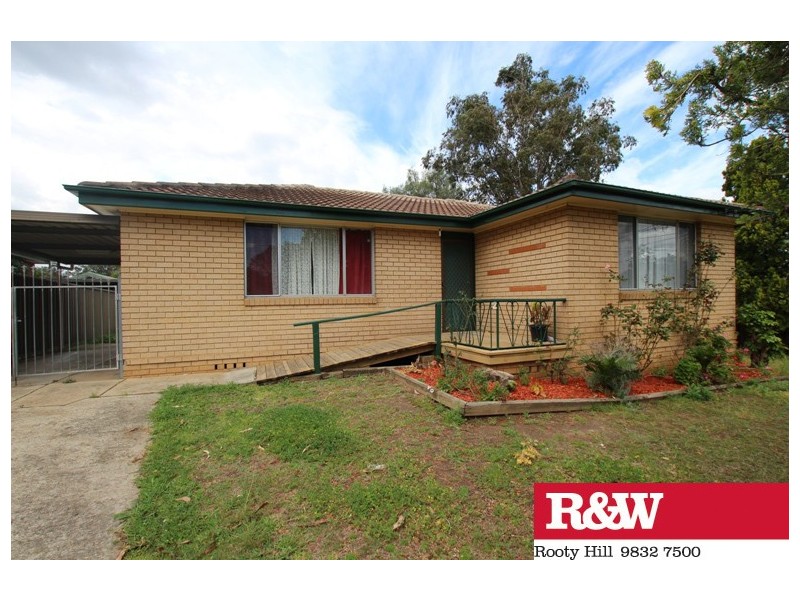 2 TARUN PLACE, Dharruk NSW 2770