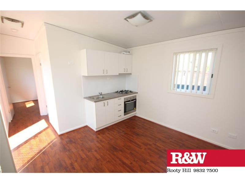 4A KAREELA AVENUE, Penrith NSW 2750