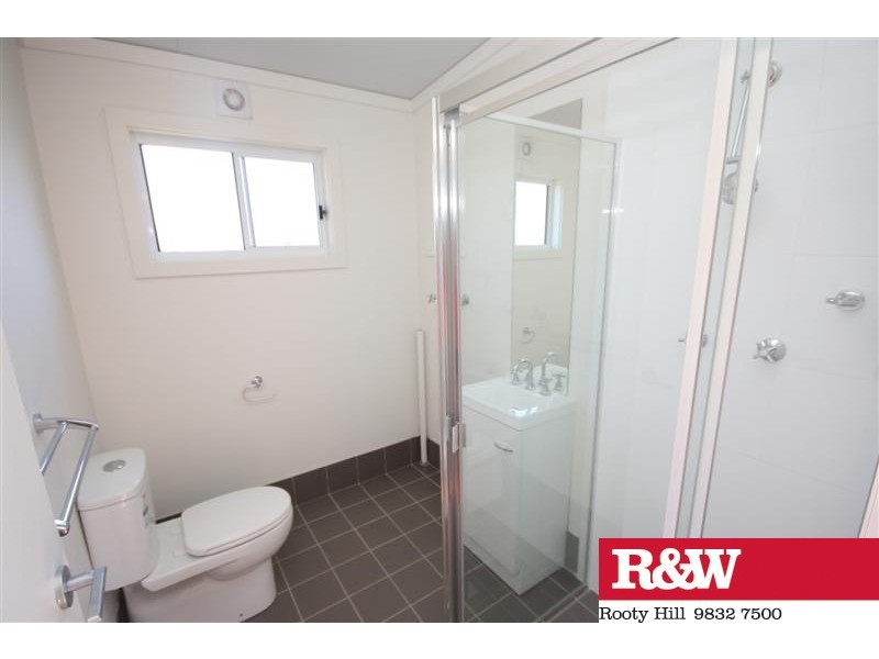 4A KAREELA AVENUE, Penrith NSW 2750