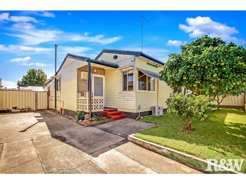 16 Nariel Street, St Marys NSW 2760
