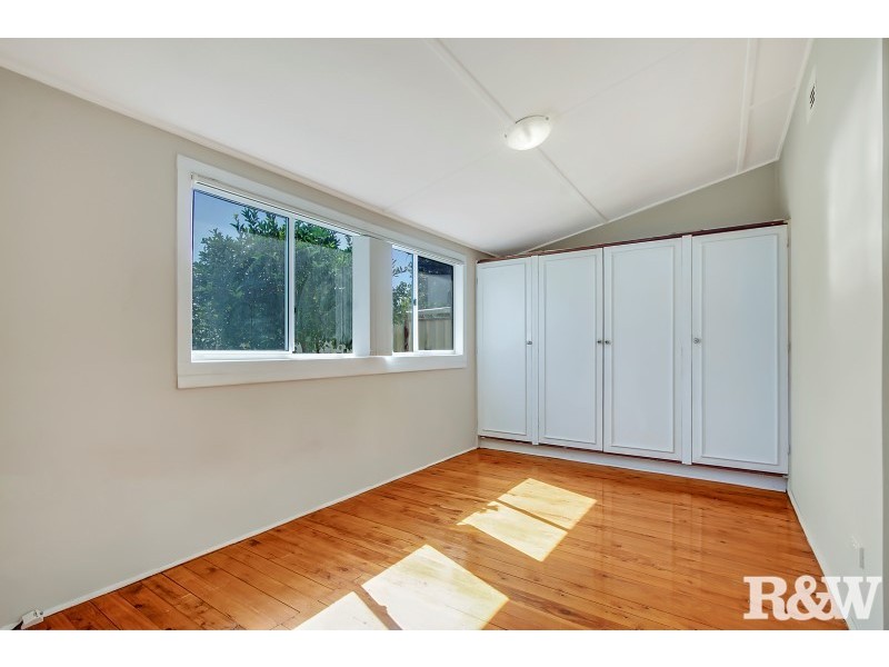 16 Nariel Street, St Marys NSW 2760