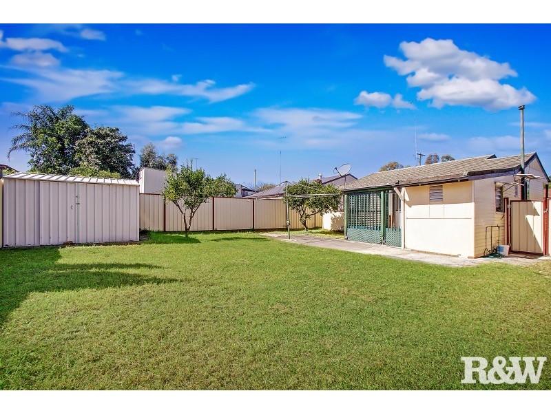 16 Nariel Street, St Marys NSW 2760