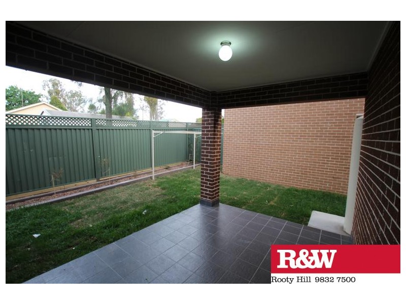 3/28-30 RAMONA STREET, Quakers Hill NSW 2763