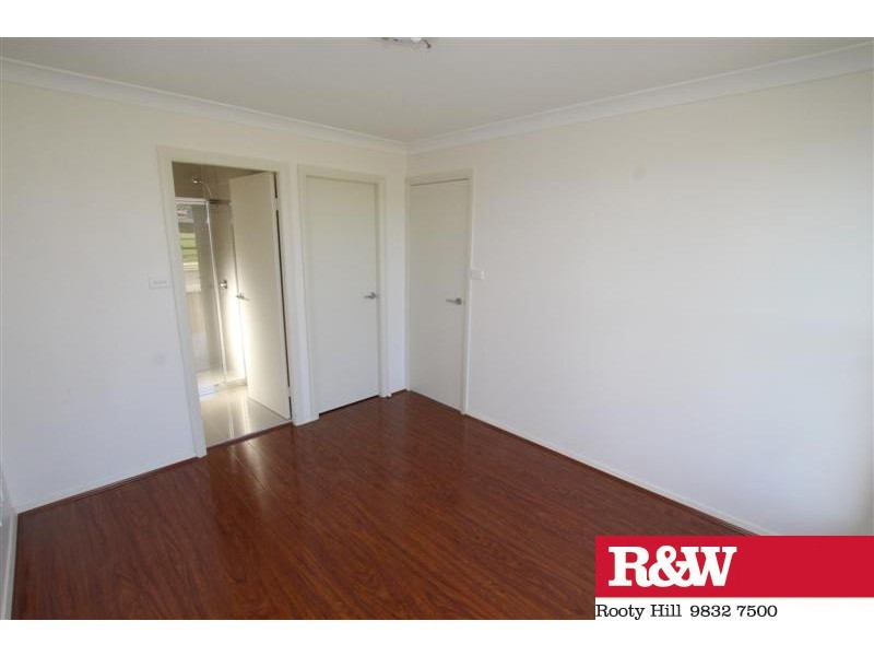 12 TWYNAM PLACE, Minto NSW 2566