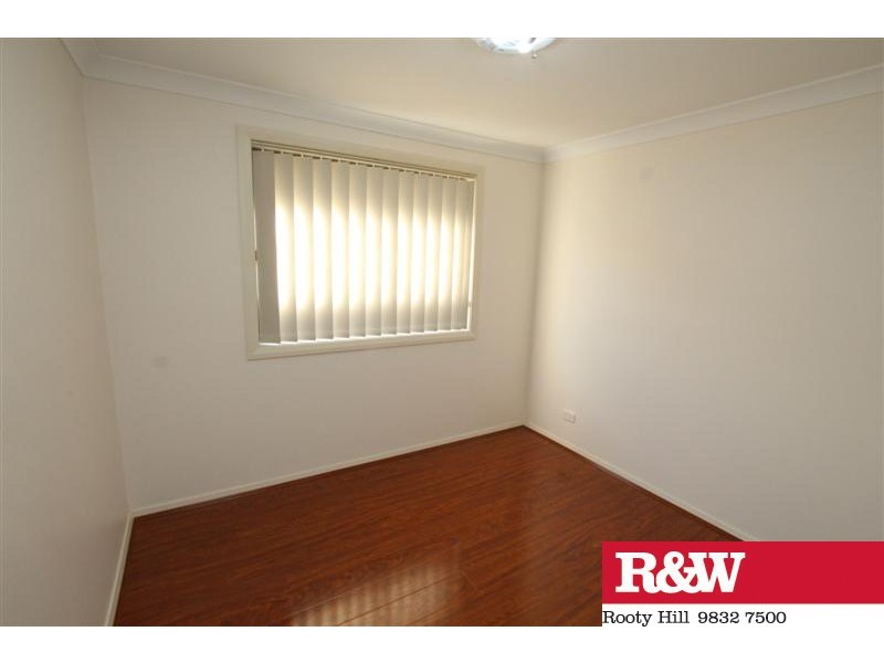 12 TWYNAM PLACE, Minto NSW 2566