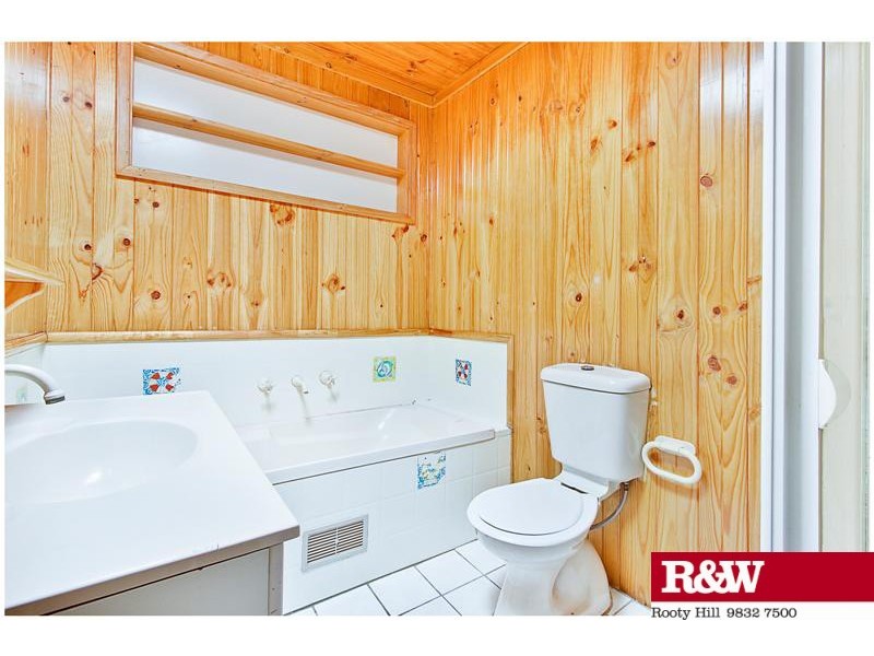 5 HELEN PLACE, Rooty Hill NSW 2766