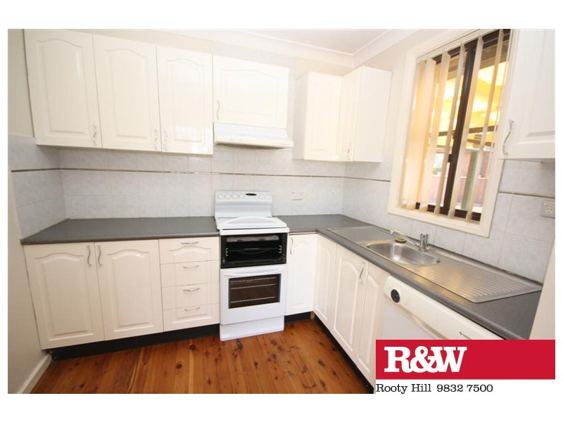 30 FITZGERALD CRESCENT, Blackett NSW 2770