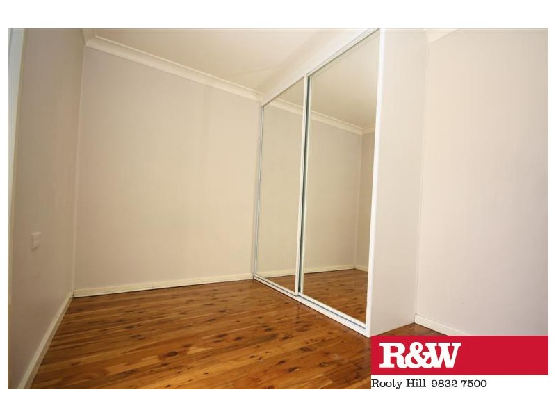 30 FITZGERALD CRESCENT, Blackett NSW 2770