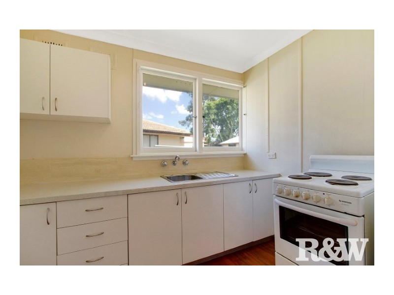 18 Richardson Crescent, Hebersham NSW 2770