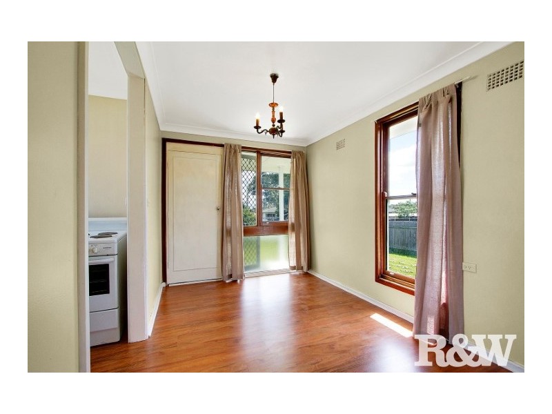 18 Richardson Crescent, Hebersham NSW 2770