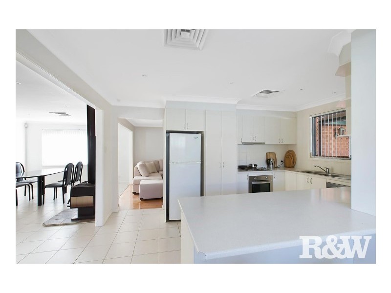 33 Drake Street, Jamisontown NSW 2750