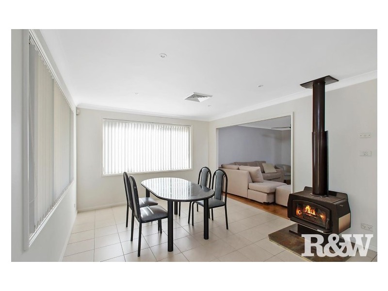 33 Drake Street, Jamisontown NSW 2750