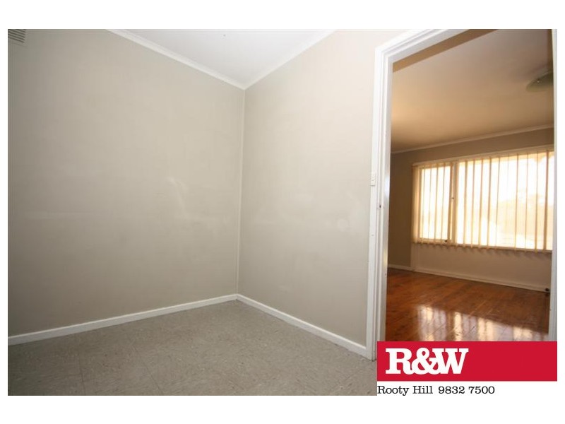 25 FERAMIN AVENUE, Whalan NSW 2770