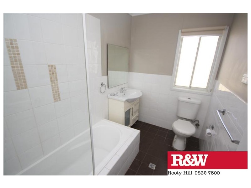 25 FERAMIN AVENUE, Whalan NSW 2770