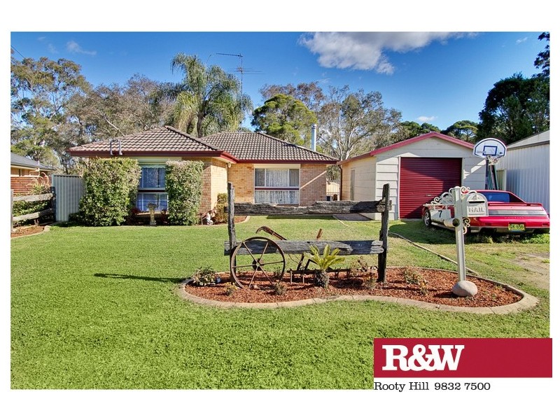 7 HUGHES STREET, Londonderry NSW 2753