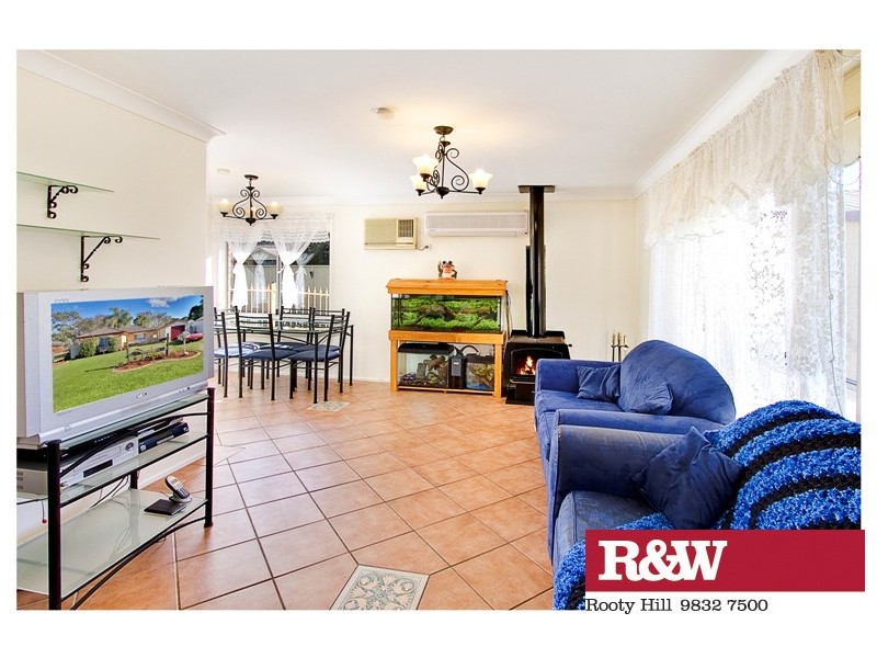 7 HUGHES STREET, Londonderry NSW 2753