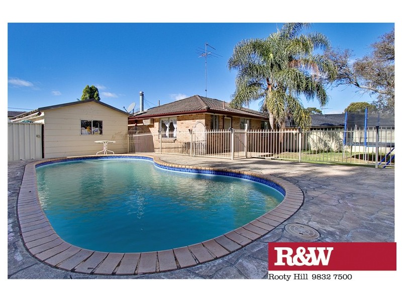 7 HUGHES STREET, Londonderry NSW 2753
