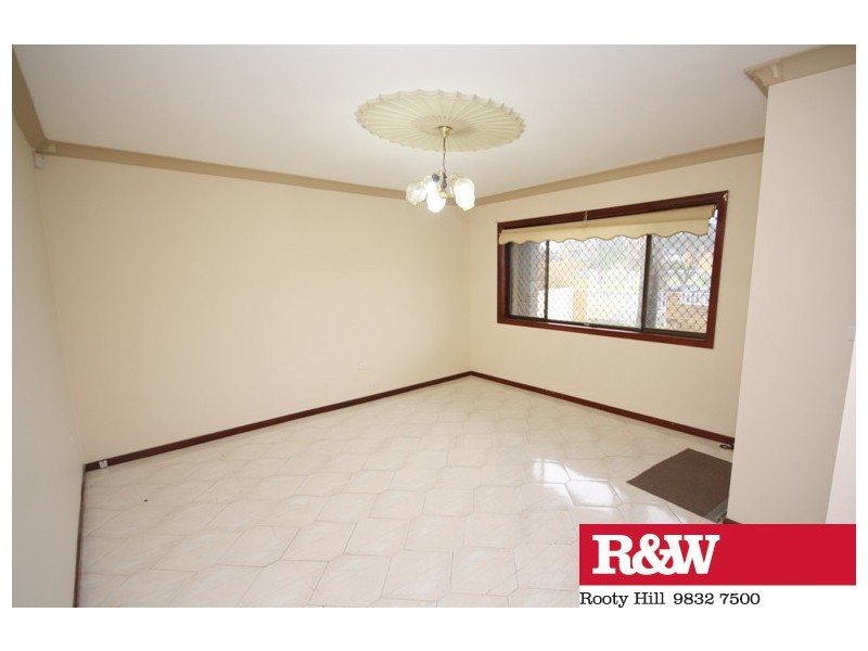 33 CHEVIOT STREET, Mount Druitt NSW 2770