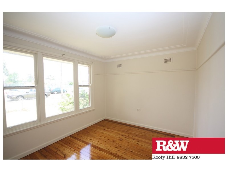 15 MONTROSE STREET, Quakers Hill NSW 2763