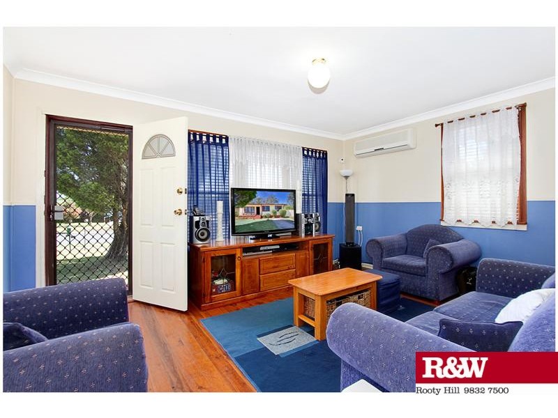 23 WEBER CRESCENT, Emerton NSW 2770