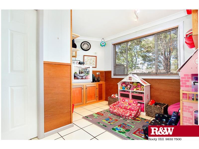 23 WEBER CRESCENT, Emerton NSW 2770