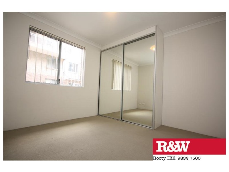 8/14-20 PARKES AVENUE, Werrington NSW 2747