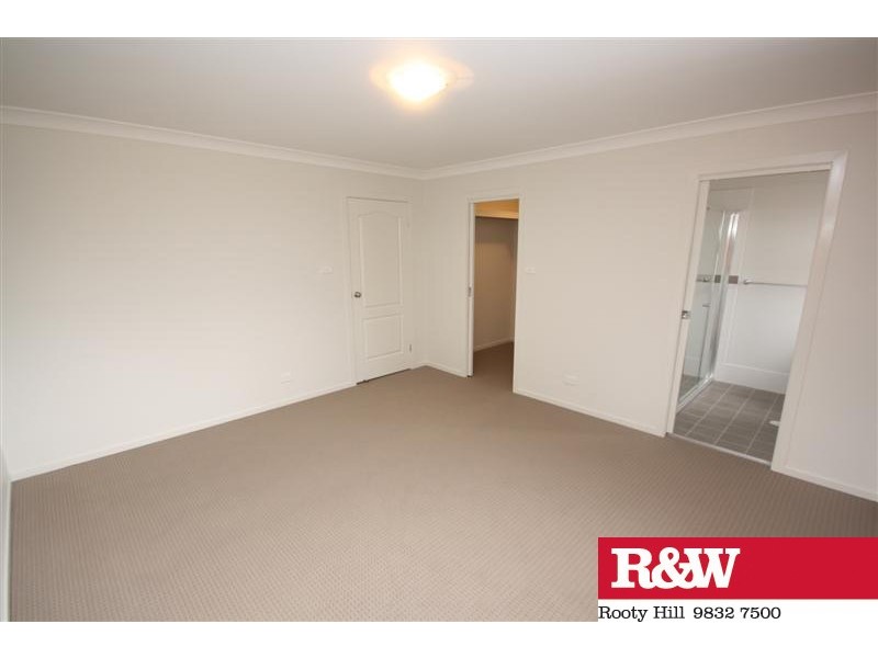 2/30 VALMA PLACE, Colyton NSW 2760