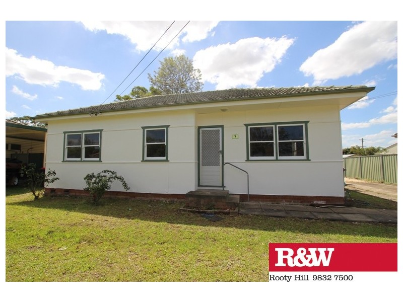 7 CATHERINE CRESCENT, Rooty Hill NSW 2766