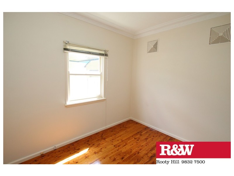 7 CATHERINE CRESCENT, Rooty Hill NSW 2766