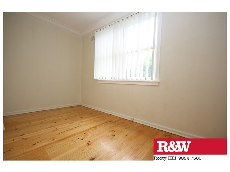 6 HARDY STREET, Blackett NSW 2770