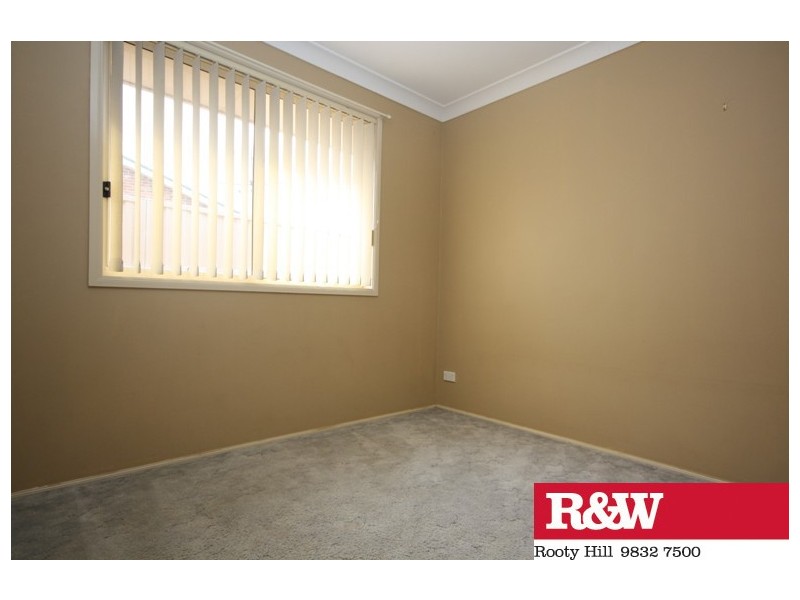 12A DRYDEN AVENUE, Oakhurst NSW 2761