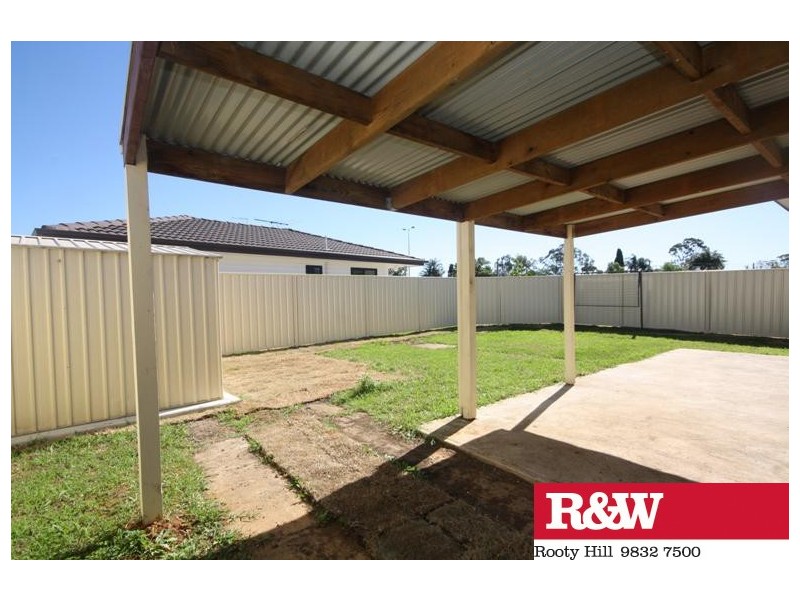 14 TOBRUK STREET, North St Marys NSW 2760