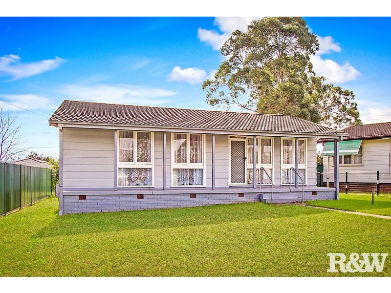 6 Bletchley Place, Hebersham NSW 2770