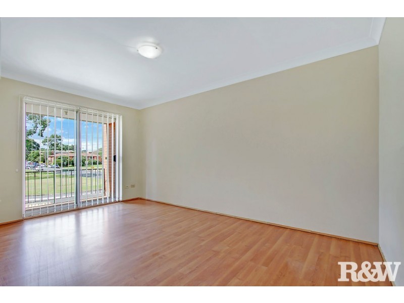 2/17 Pages Road, St Marys NSW 2760