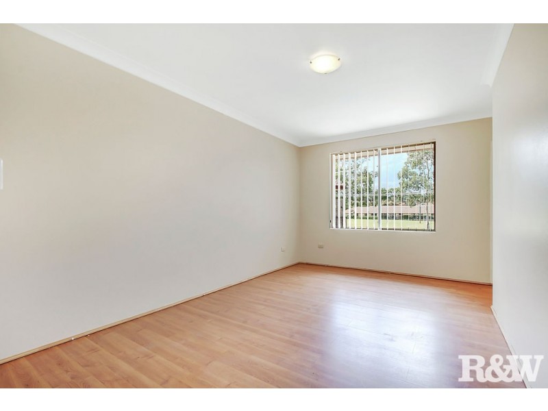 2/17 Pages Road, St Marys NSW 2760