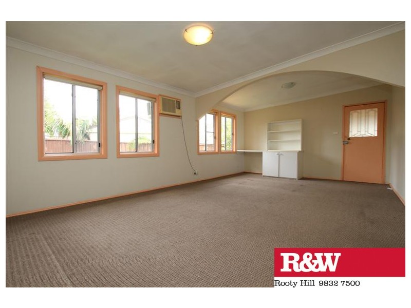 10  HAVERHILL AVENUE, Hebersham NSW 2770