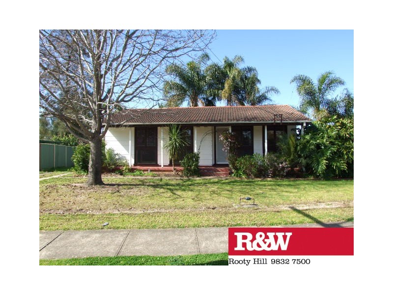 25 MINDANAO AVENUE, Lethbridge Park NSW 2770