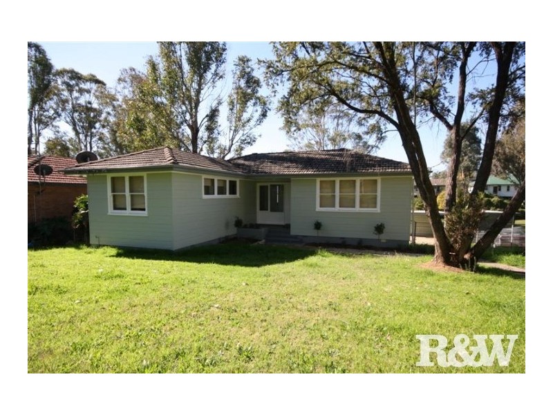 35 Caloola Avenue, Penrith NSW 2750