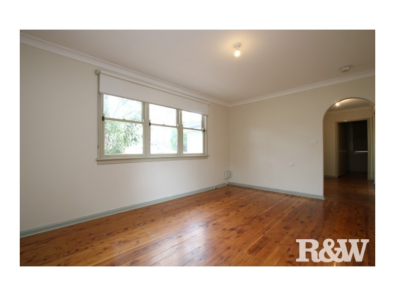 35 Caloola Avenue, Penrith NSW 2750