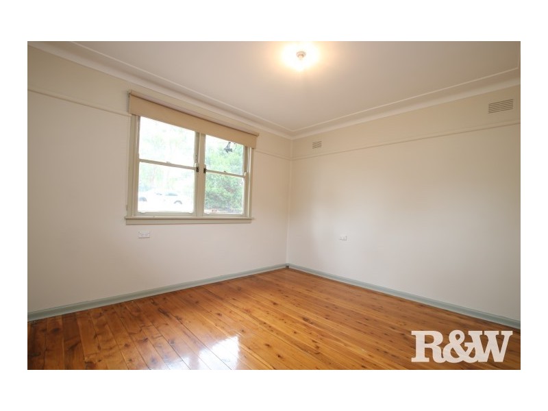 35 Caloola Avenue, Penrith NSW 2750