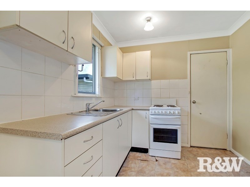 42 Kista Dan Avenue, Tregear NSW 2770