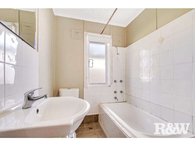 42 Kista Dan Avenue, Tregear NSW 2770