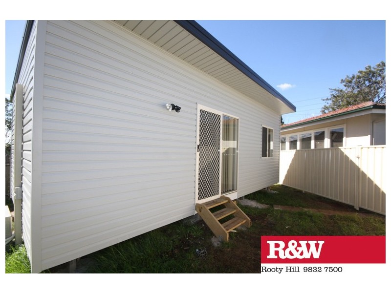 7A MANGARIVA AVENUE, Lethbridge Park NSW 2770