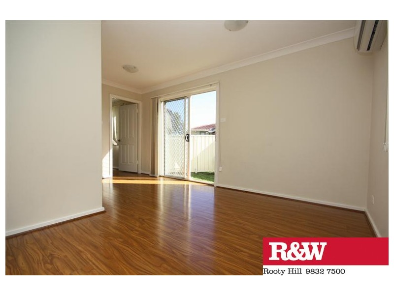 7A MANGARIVA AVENUE, Lethbridge Park NSW 2770