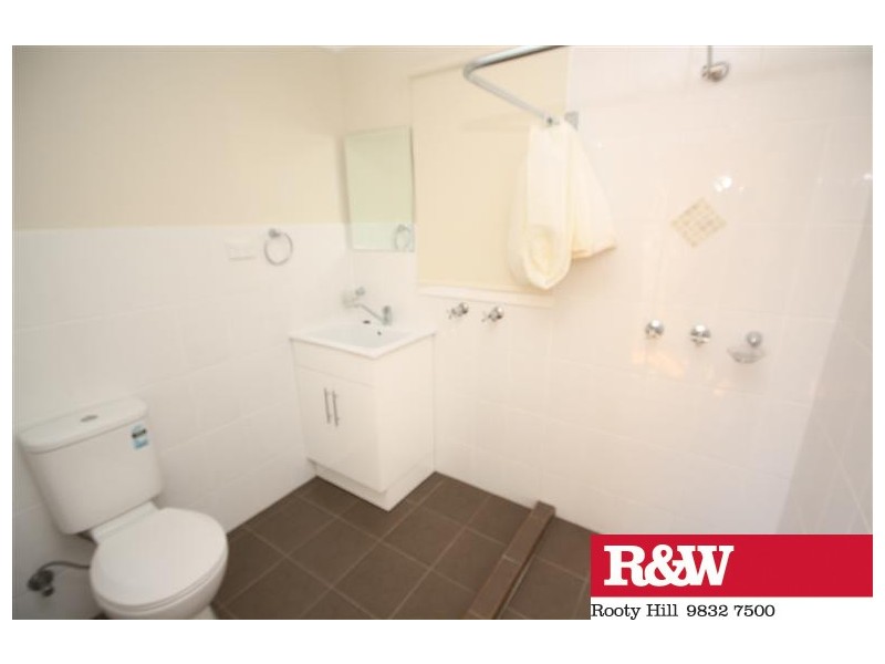 7A MANGARIVA AVENUE, Lethbridge Park NSW 2770