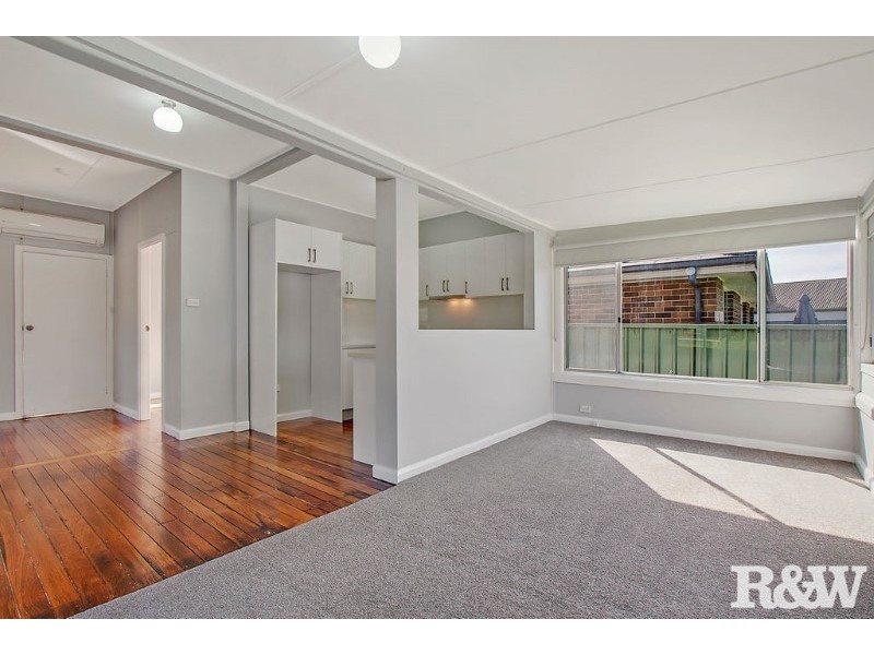 1 The Valley Road, Valley Heights NSW 2777