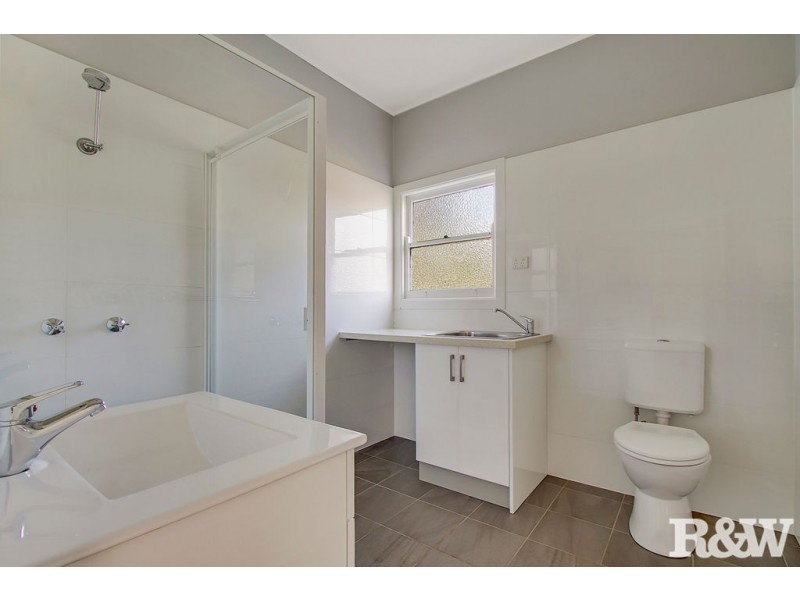 1 The Valley Road, Valley Heights NSW 2777