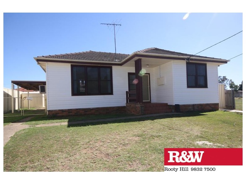 14 TOBRUK STREET, North St Marys NSW 2760